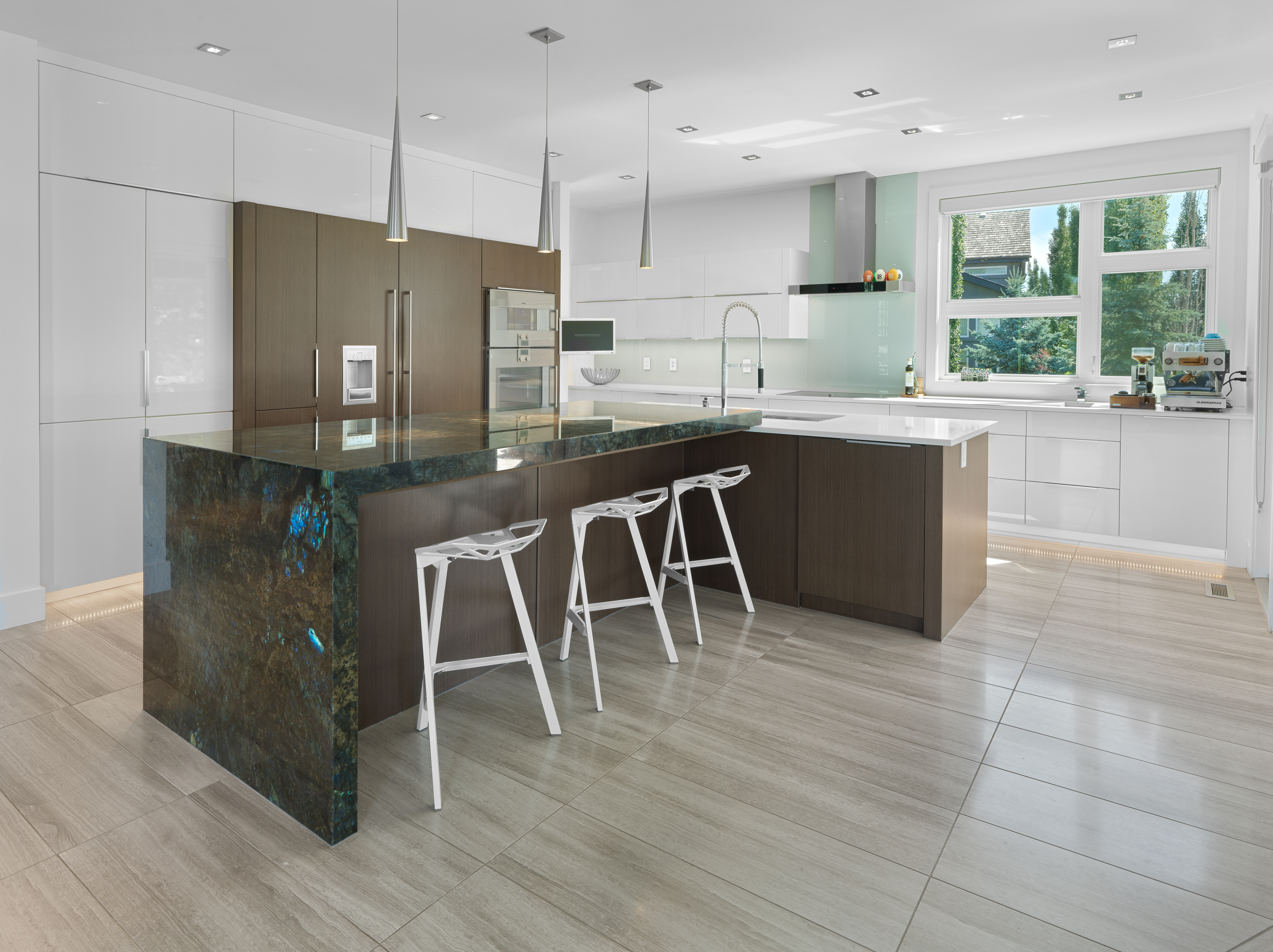 Kitchen in 703 Dalhousie Way in Donsdale home for sale by Holland and Associates Real Estate in Edmonton.